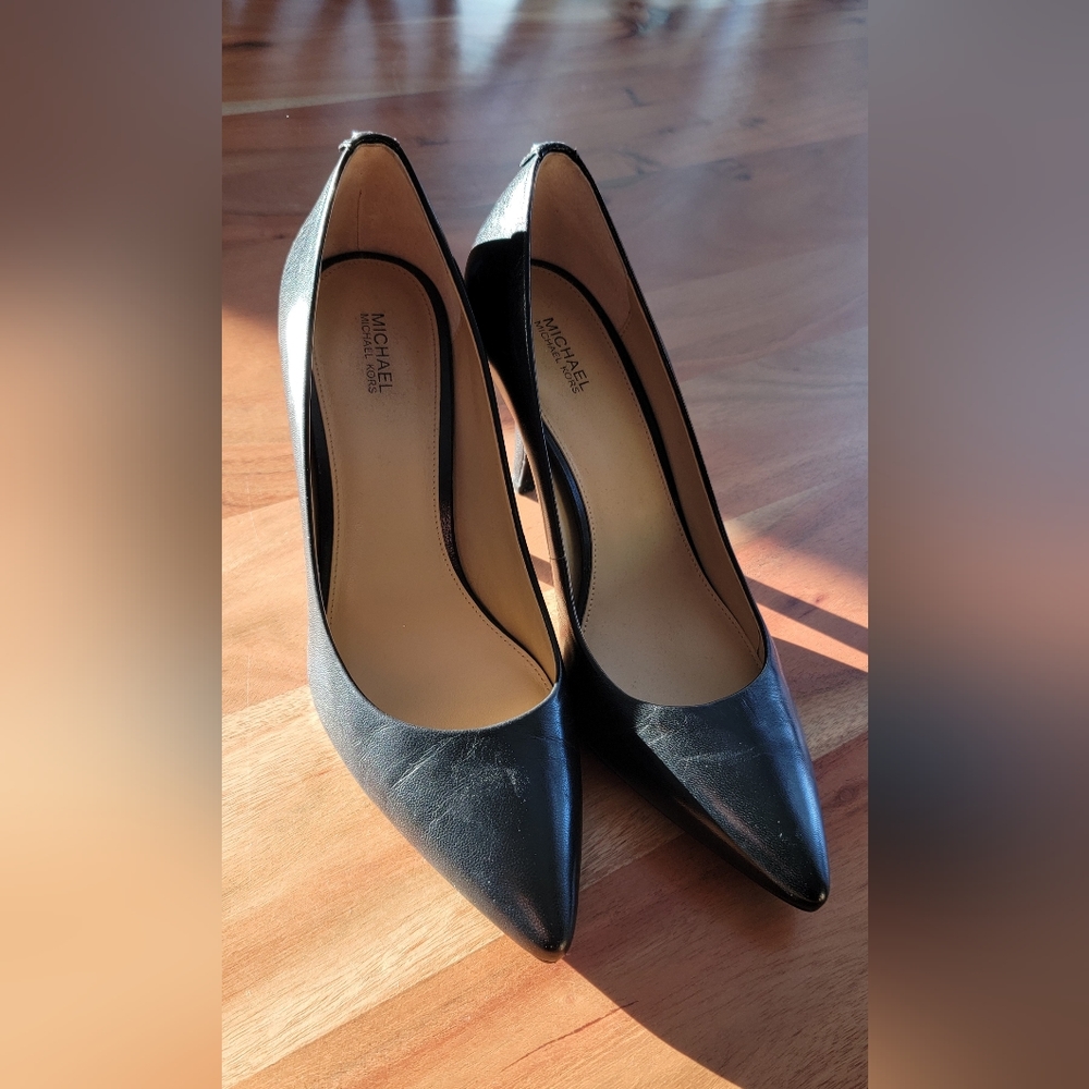 Michael Kors black leather shoes size 10m